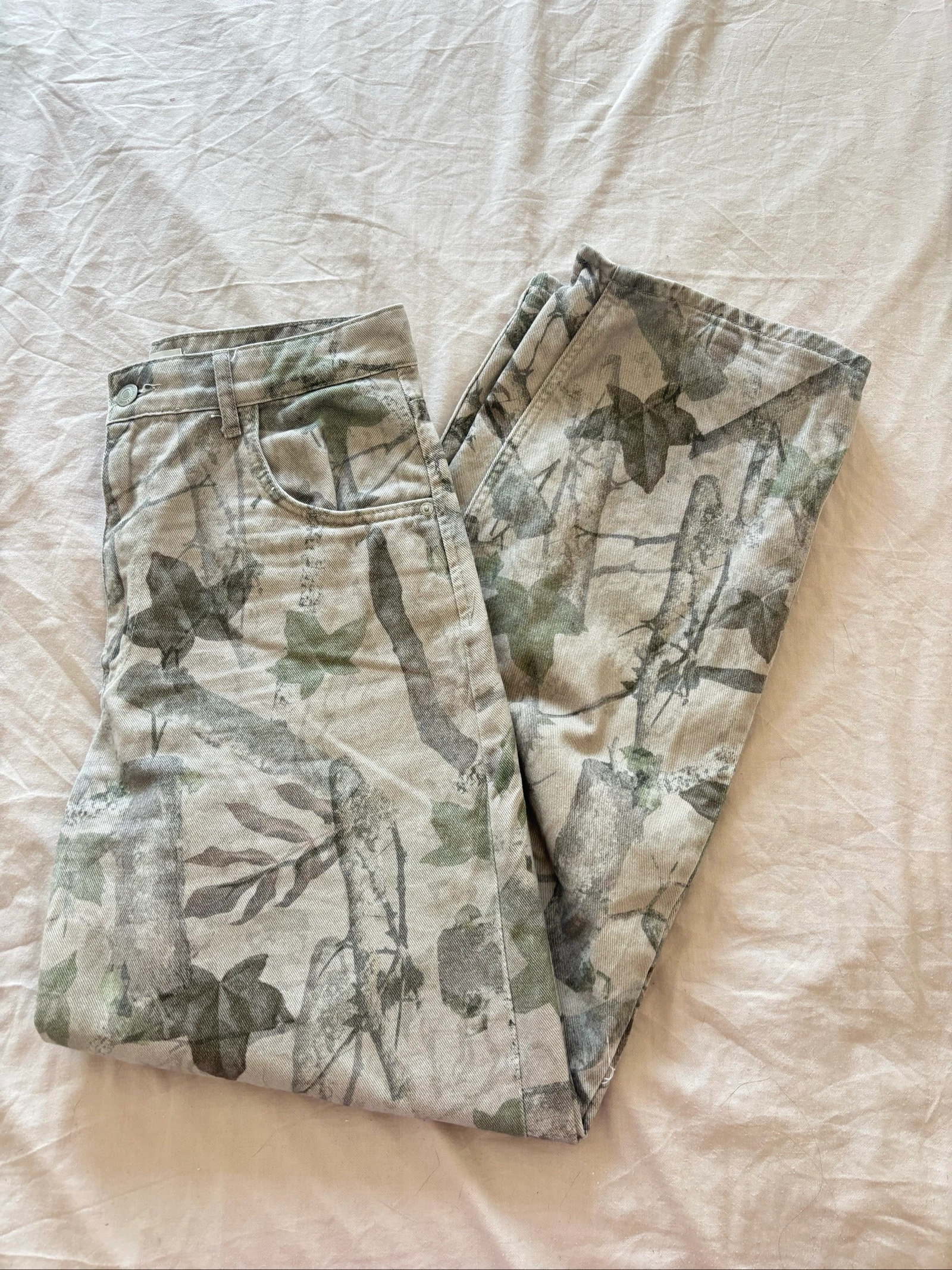 Vaqueros skater camuflaje